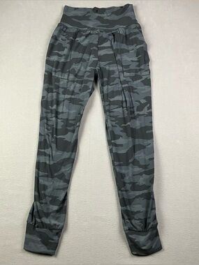 Athleta Women’s Size XS Salutation Camo Joggers Black Gray With Pockets